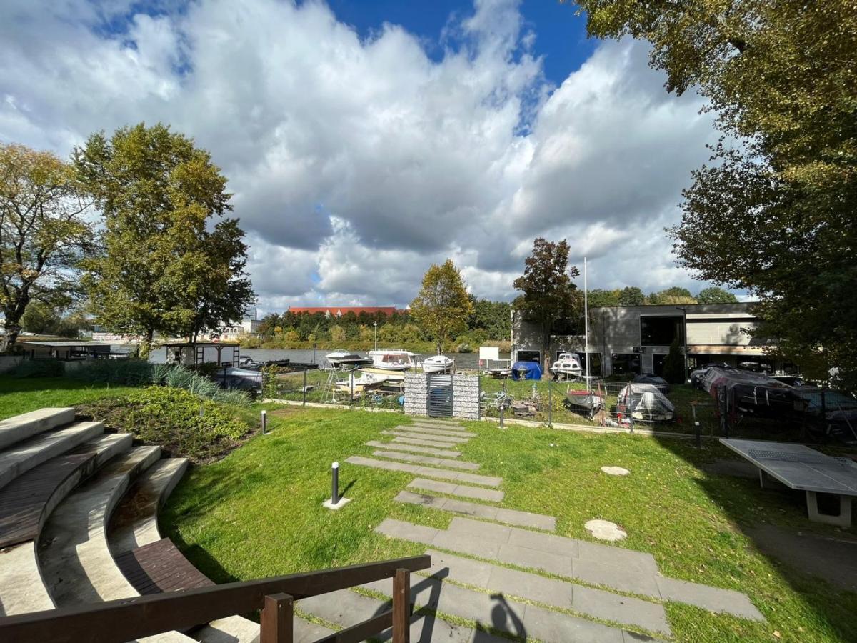 Komfortowy Z Parkingiem Apartment